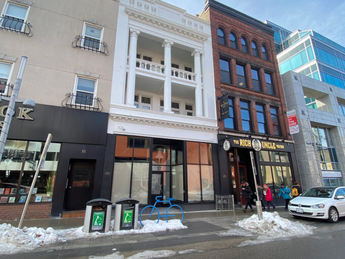 37 King St W, Kitchener