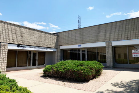 550 Parkside Dr, Waterloo