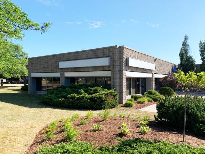 550 Parkside Dr, Waterloo