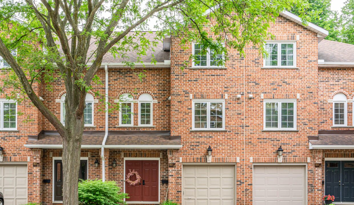 003-50 Allen Street West, Waterloo- unit 3-13