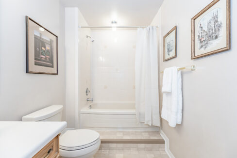024-50 Allen Street West, Waterloo- unit 3-34