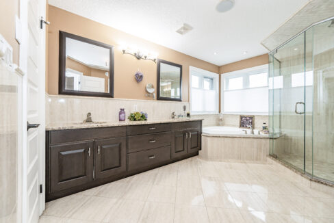 049-242 Joseph Schoerg Crescent, Kitchener, ON-5040
