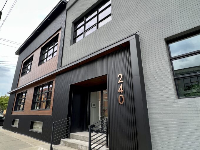 240 Duke St W, Kitchener