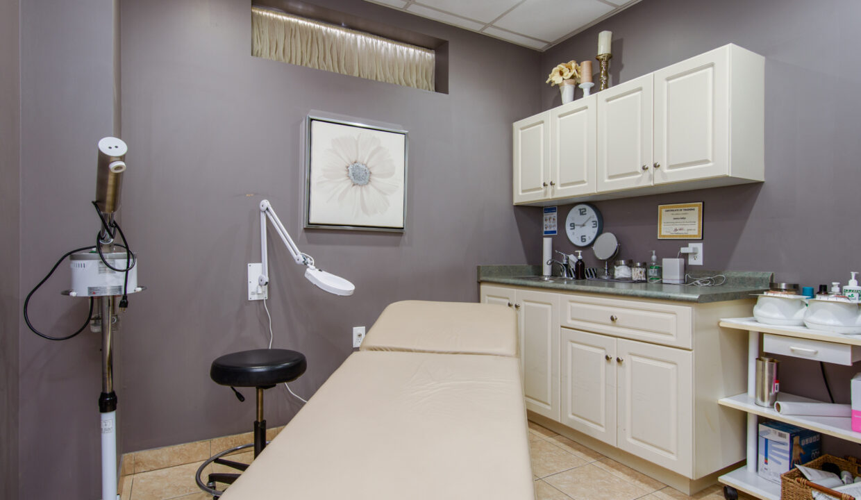 Whitney & Company Commercial Real Estate