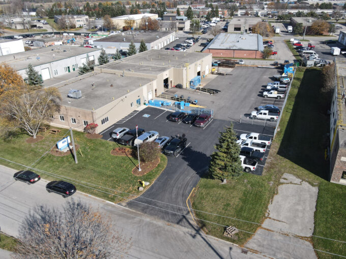 612 Colby Dr, Waterloo