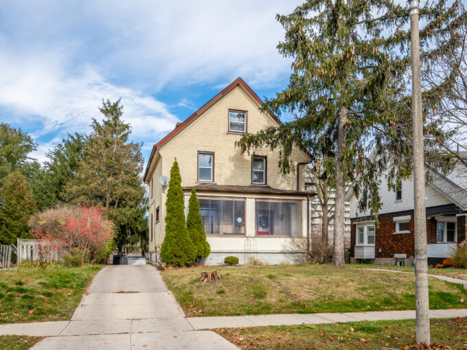 10 Homewood Ave, Kitchener