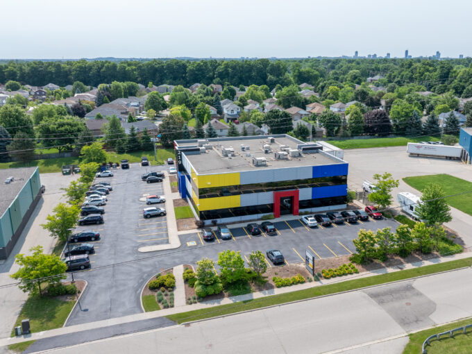 Unit 101, 219 Labrador Drive, Waterloo