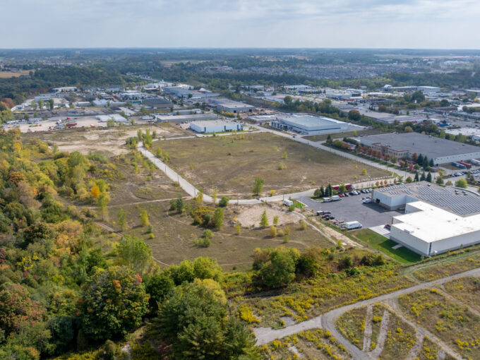 Hesh Crescent, Kitchener